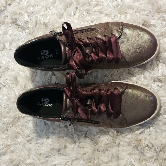 Geox Bloomie 3 sneaker plum metallic shoes with ribbon laces - Picture 2 of 10